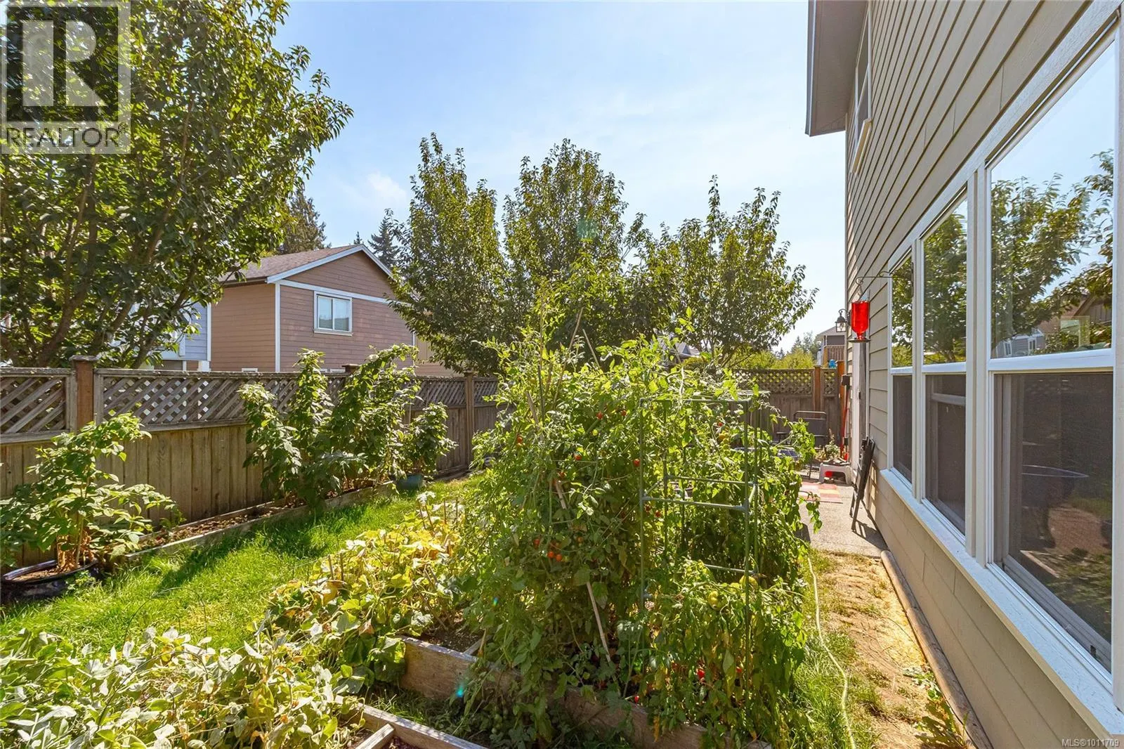 3331 Merlin Rd