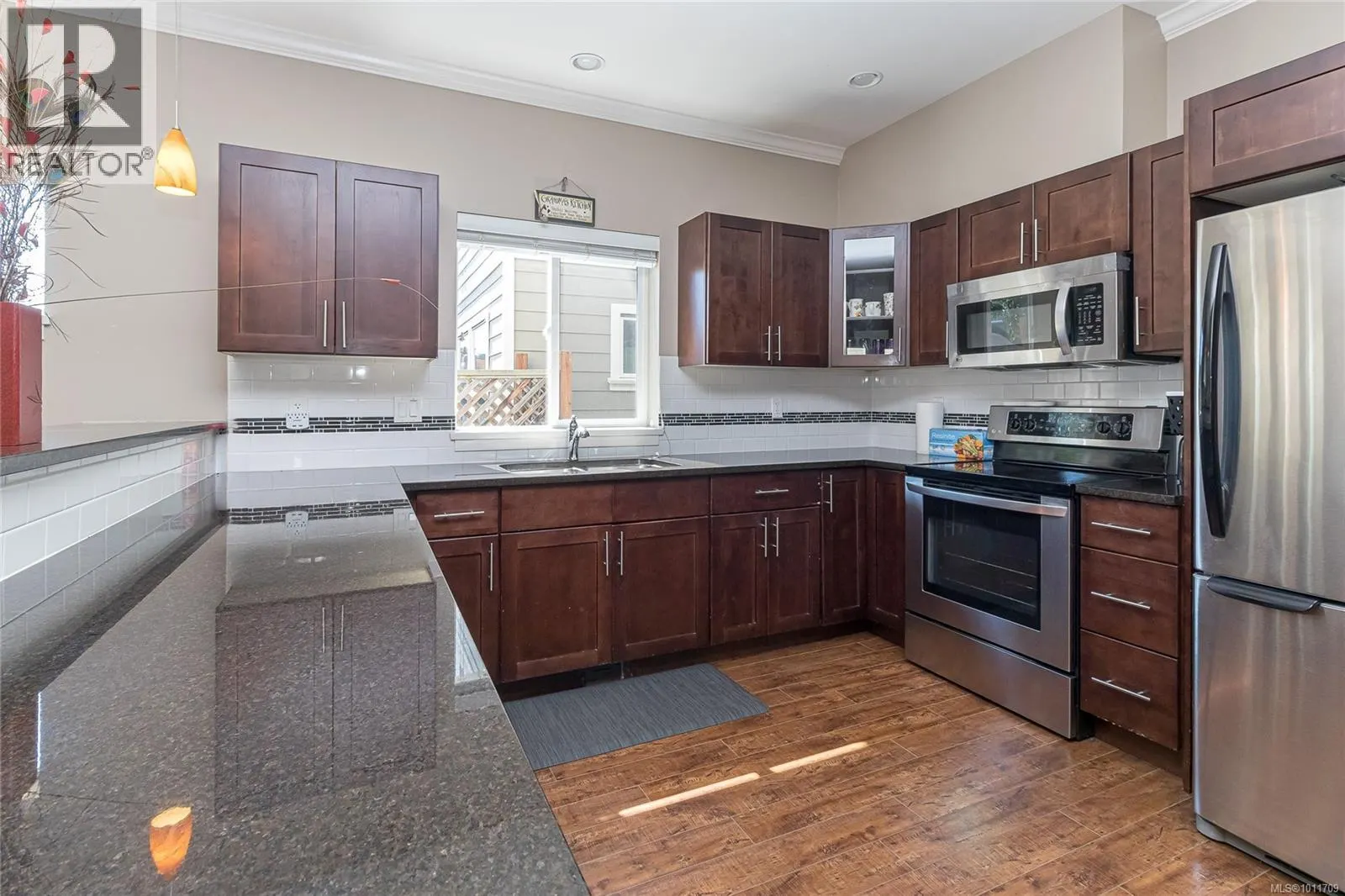 3331 Merlin Rd