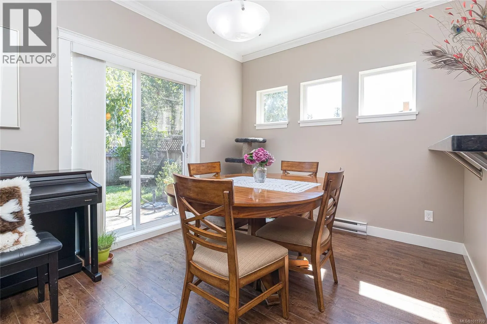 3331 Merlin Rd