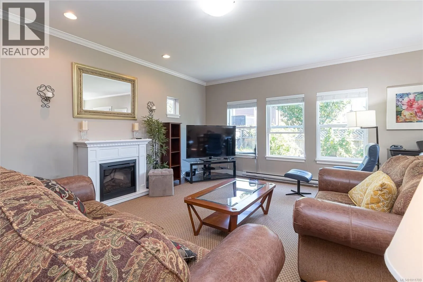 3331 Merlin Rd