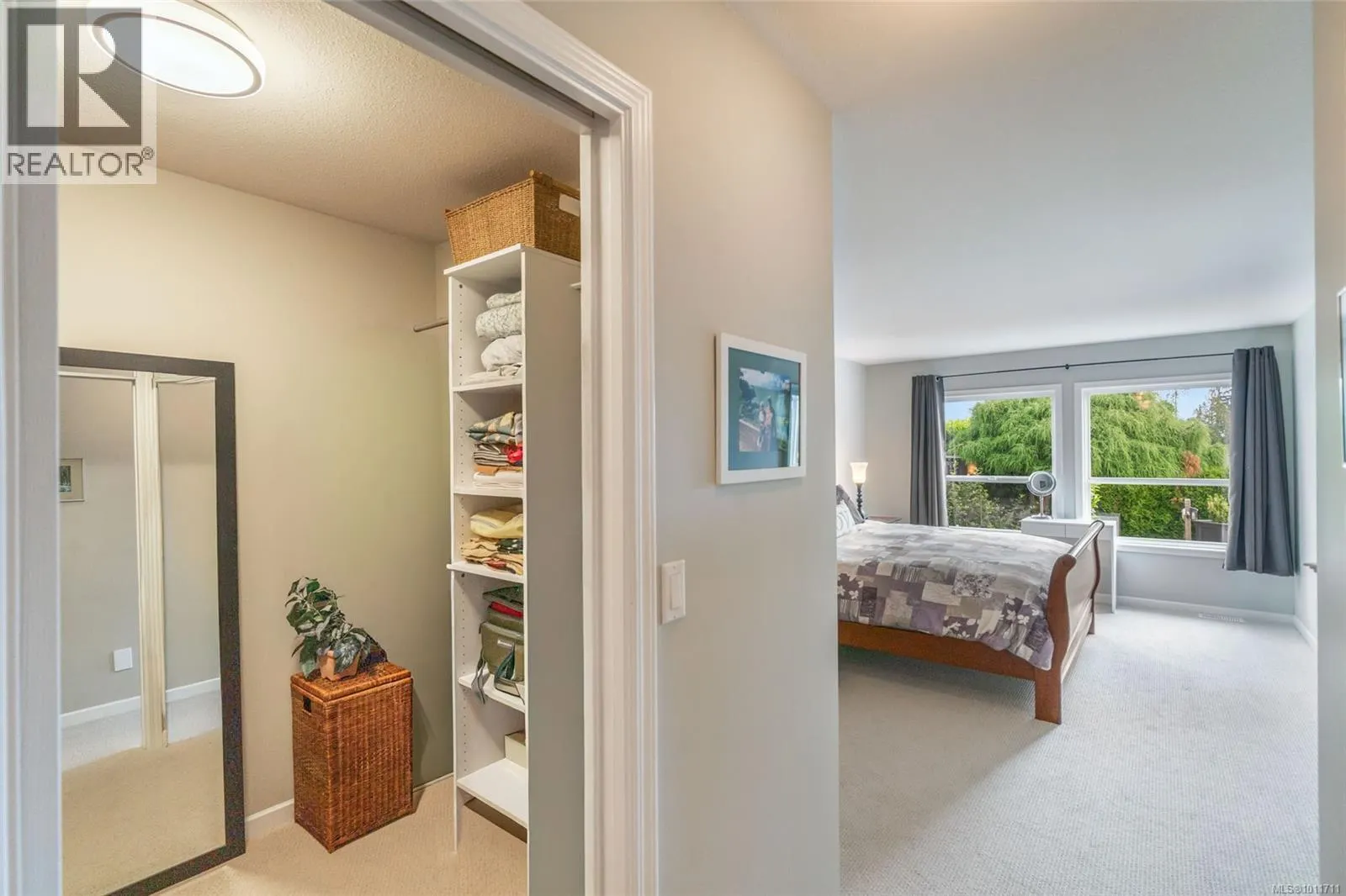 659 Windward Way