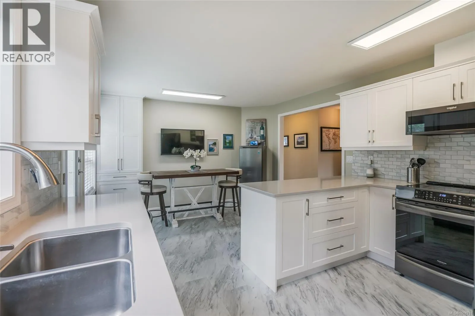 659 Windward Way