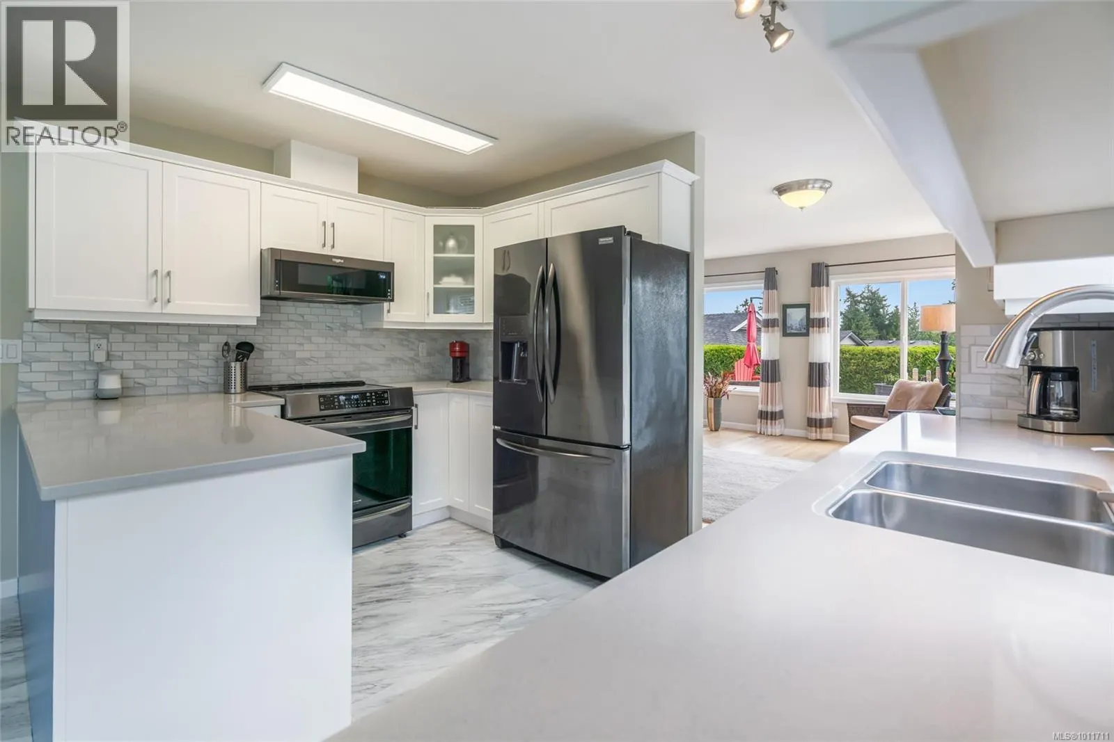 659 Windward Way