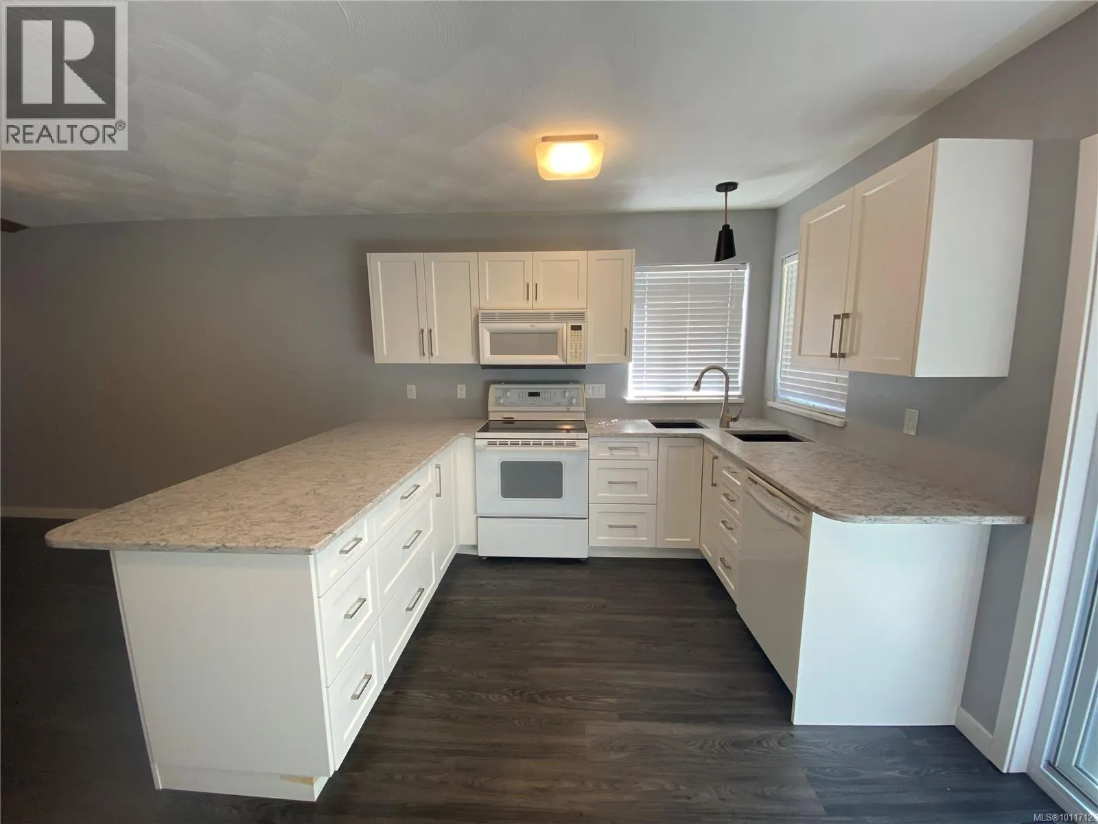 643 Nature Park Dr