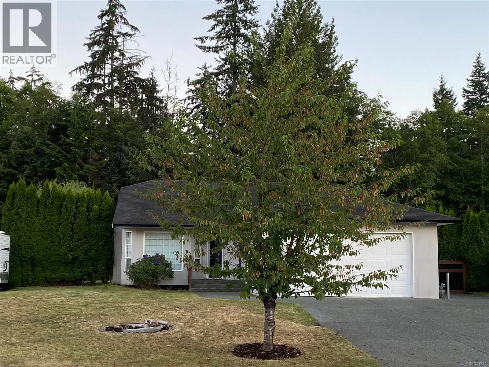 643 Nature Park Dr