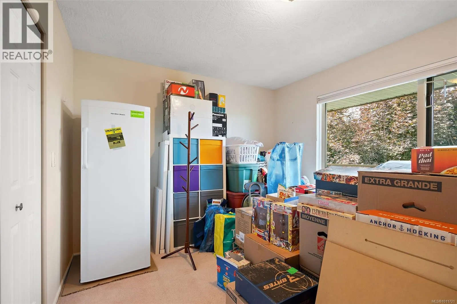 306 3880 Quadra St