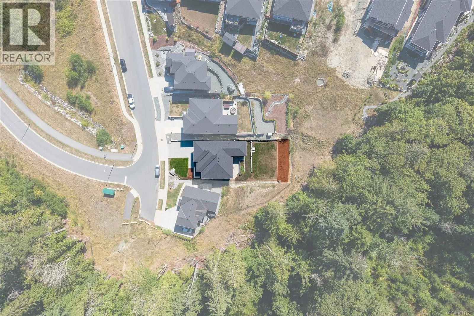 405 Colonia Dr S