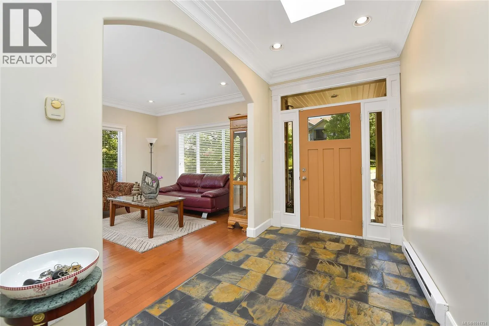2110 Bishops Gate