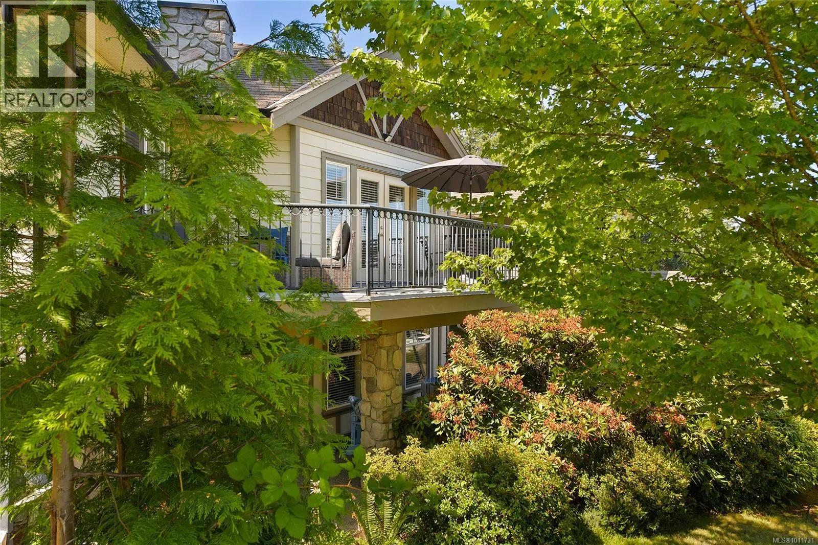 2110 Bishops Gate