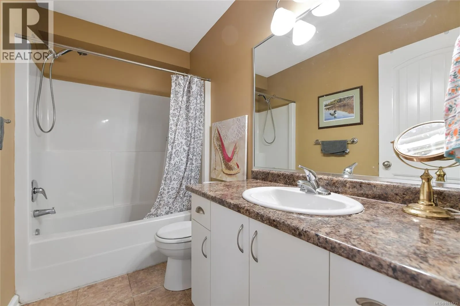 2110 Bishops Gate