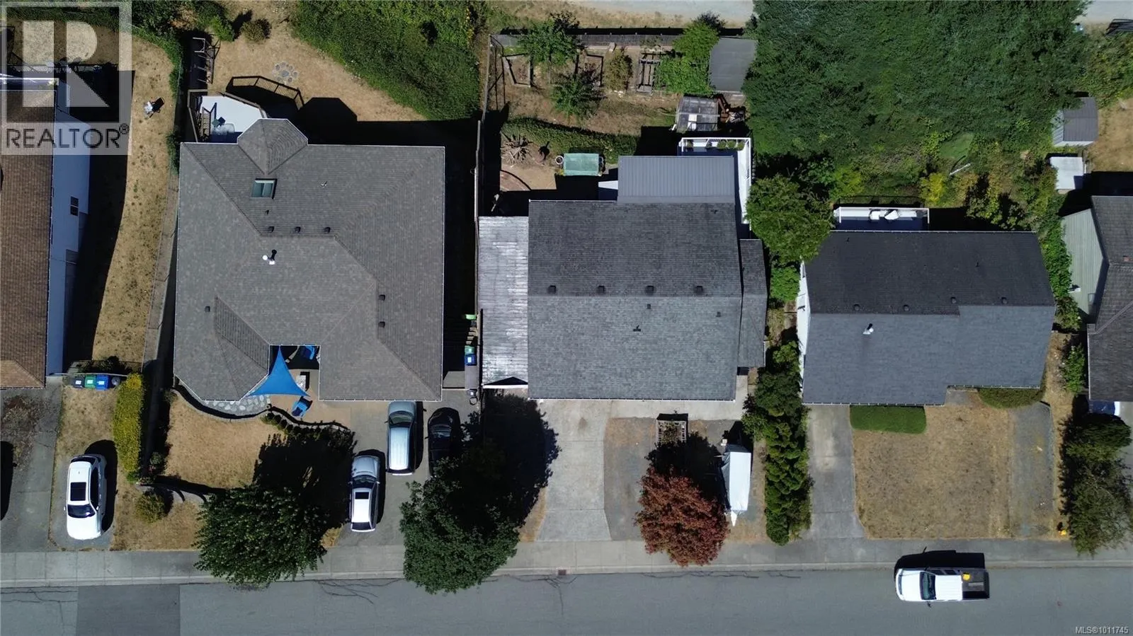 2028 Cathers Dr