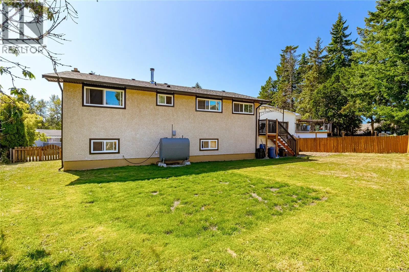 1872 Valleyview Pl