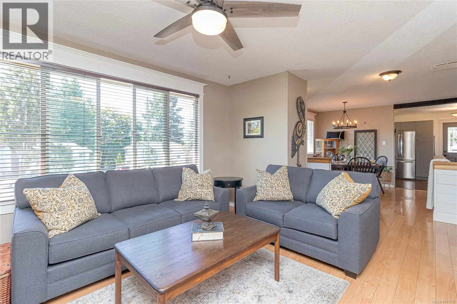 1872 Valleyview Pl