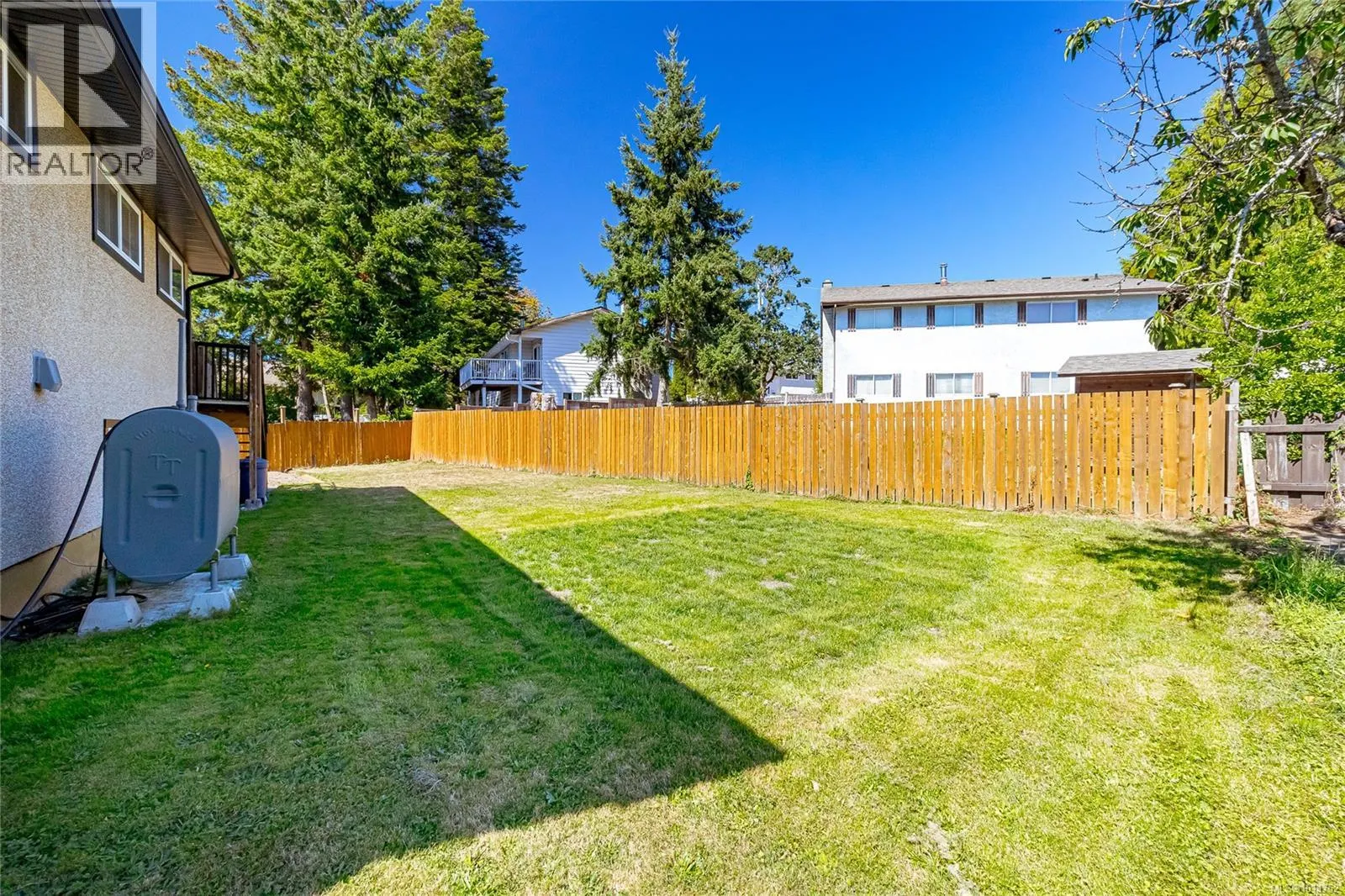 1872 Valleyview Pl