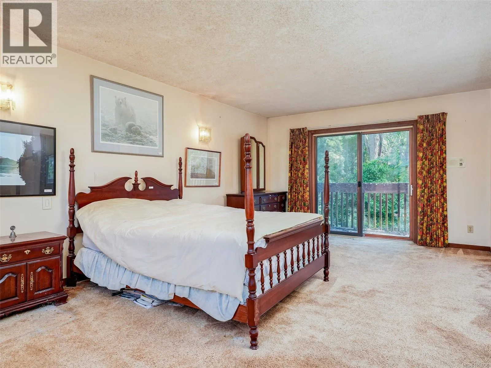 2565 Annabern Cres