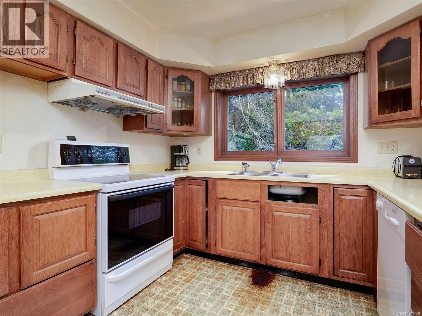 2565 Annabern Cres