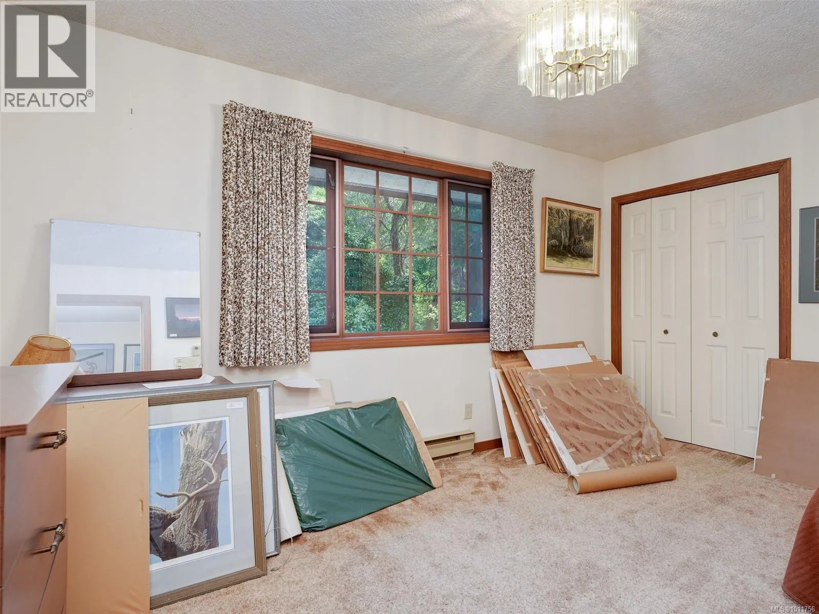 2565 Annabern Cres