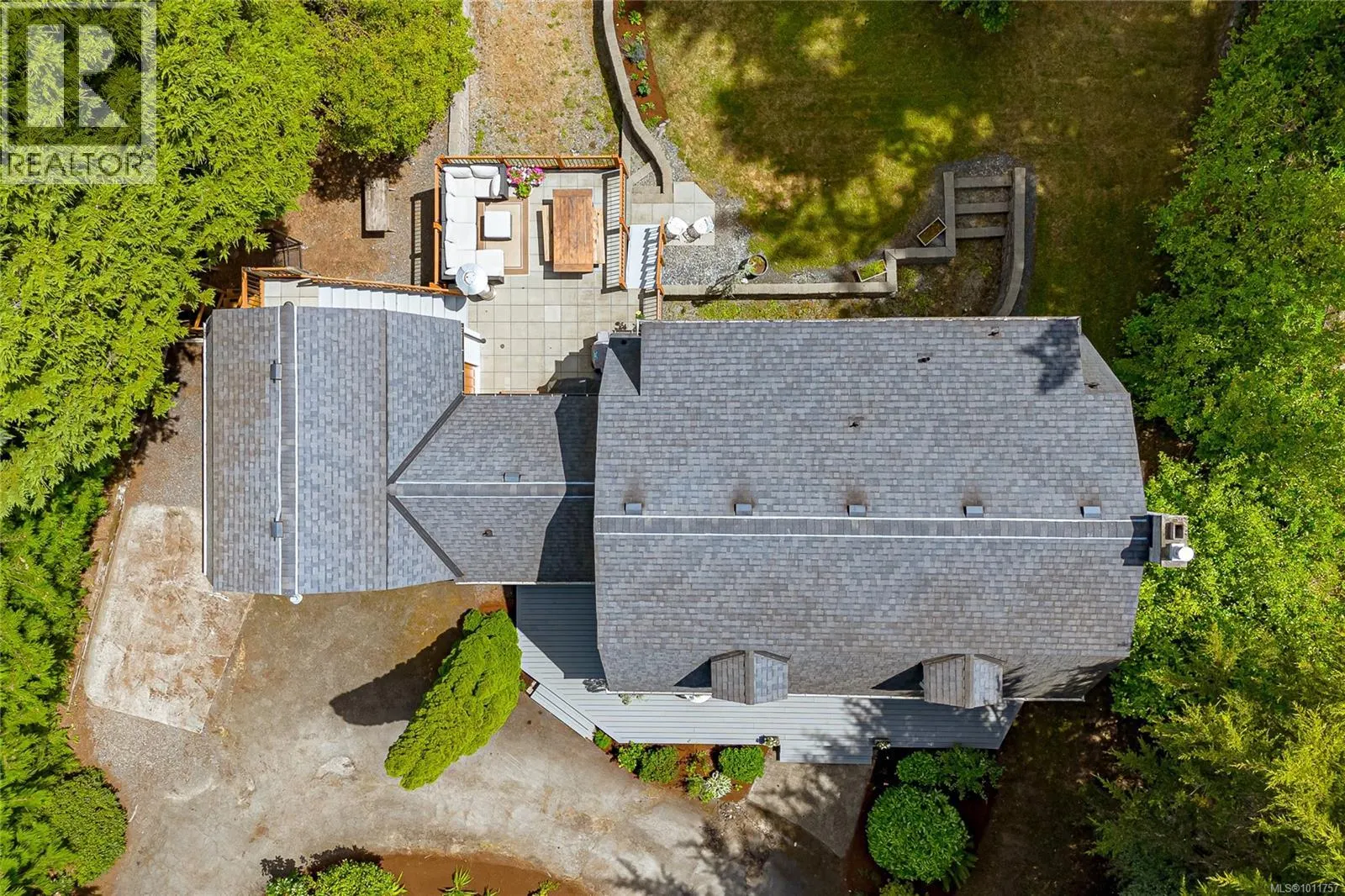 8565 Bourne Terr