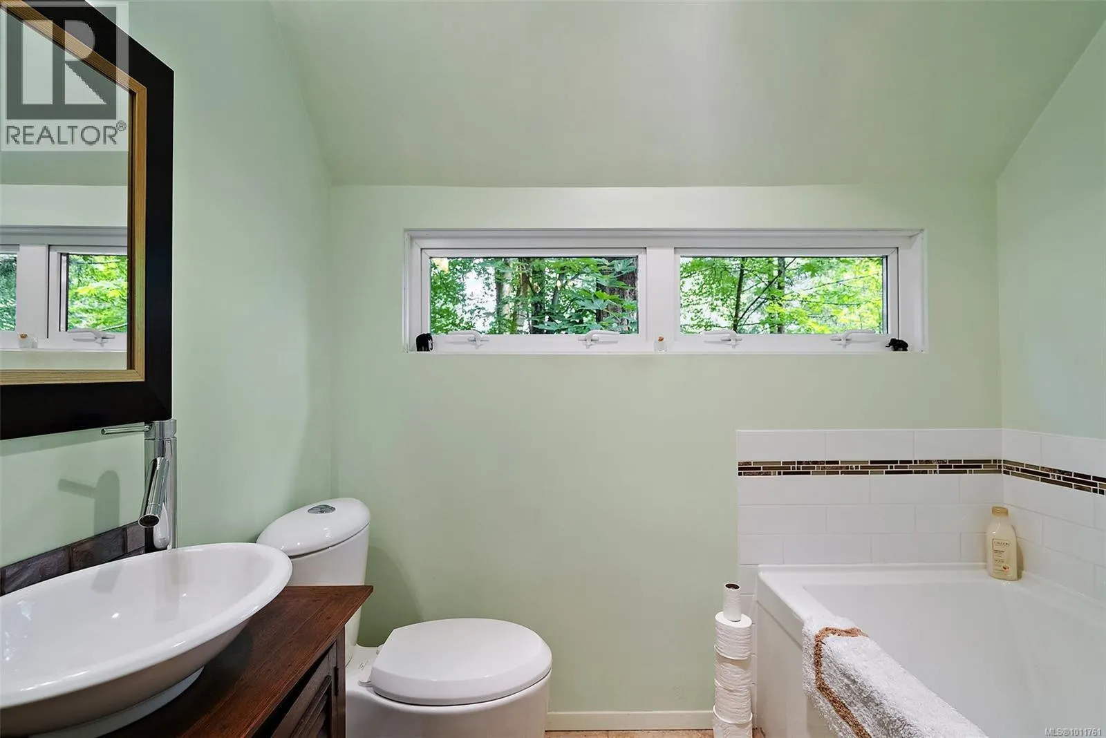 1465 Lands End Rd
