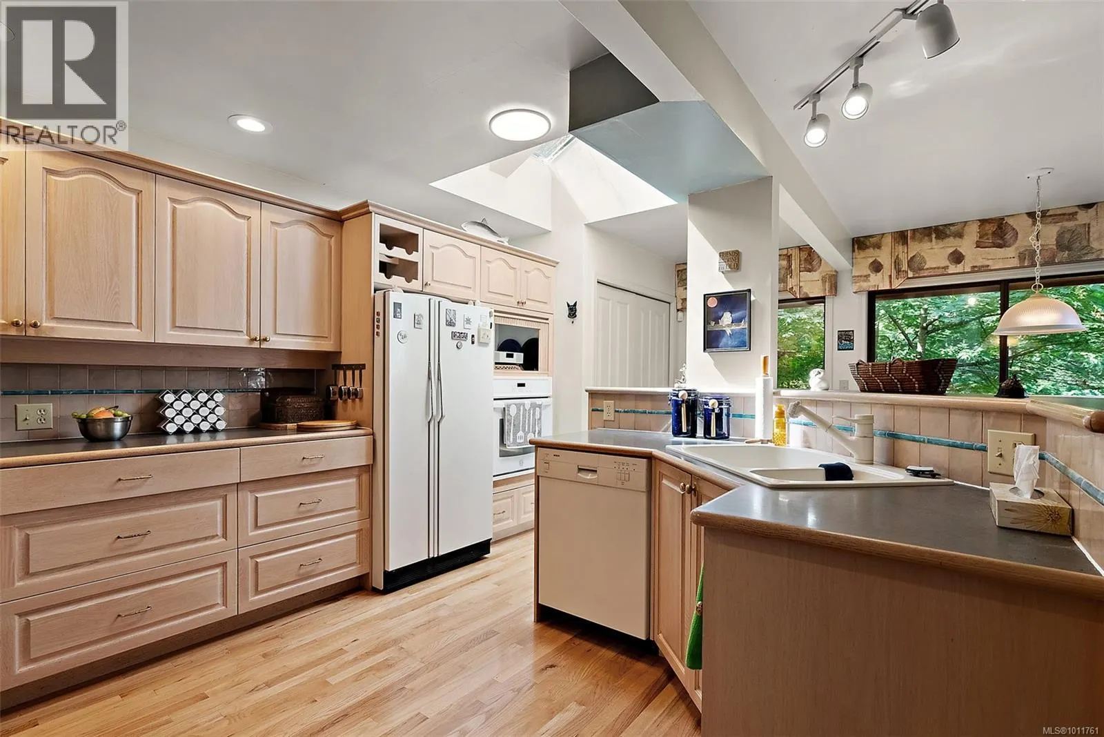 1465 Lands End Rd