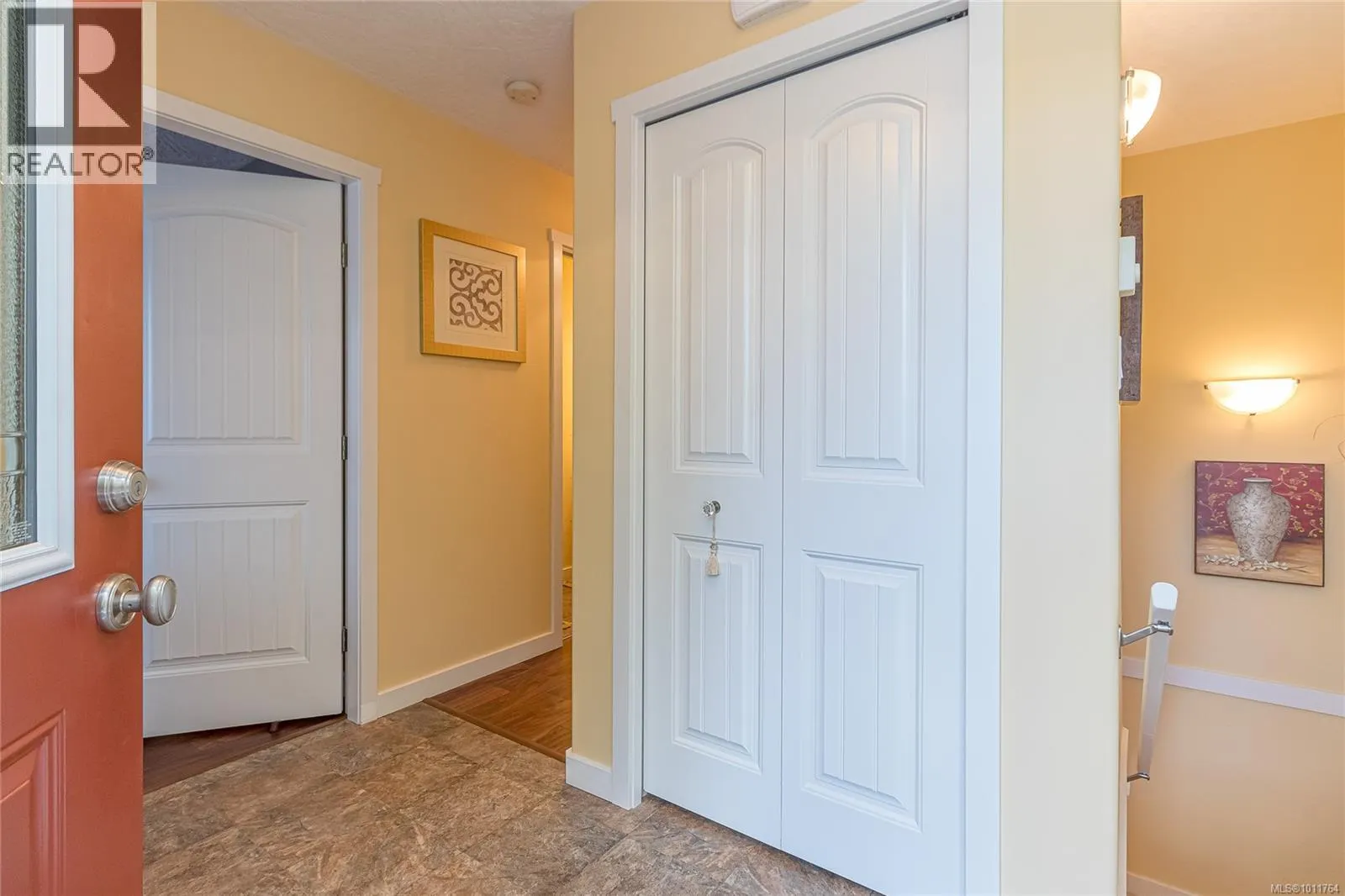 1688 Lailah's Loop