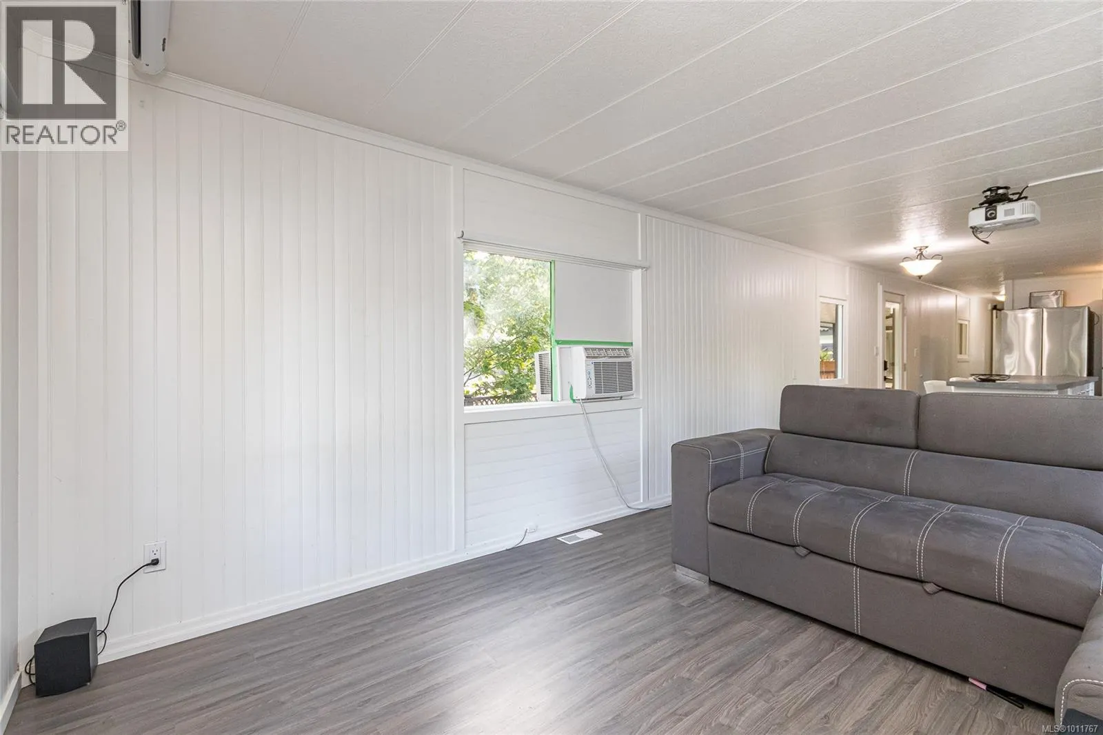 52 2817 Sooke Lake Rd