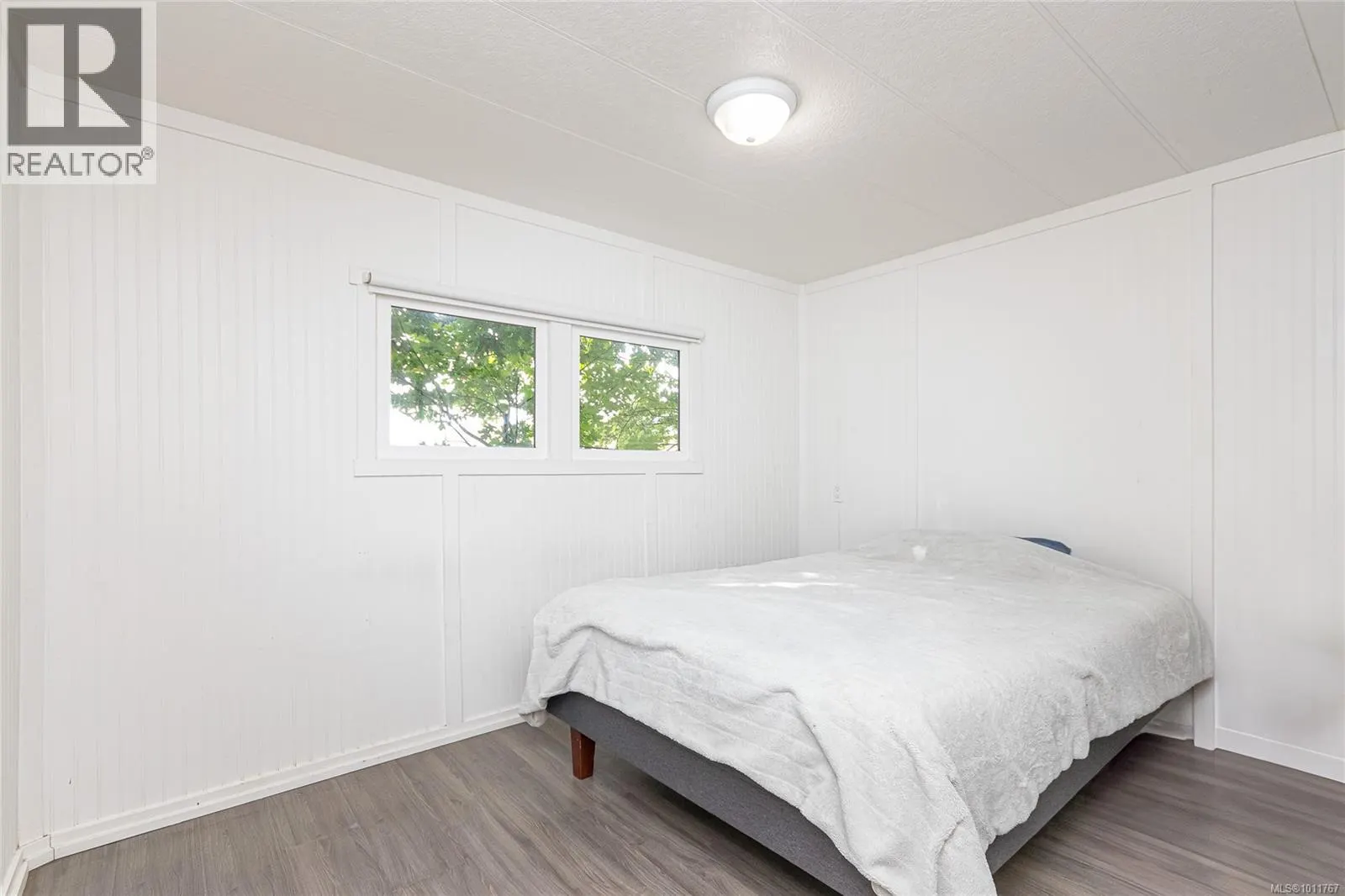 52 2817 Sooke Lake Rd