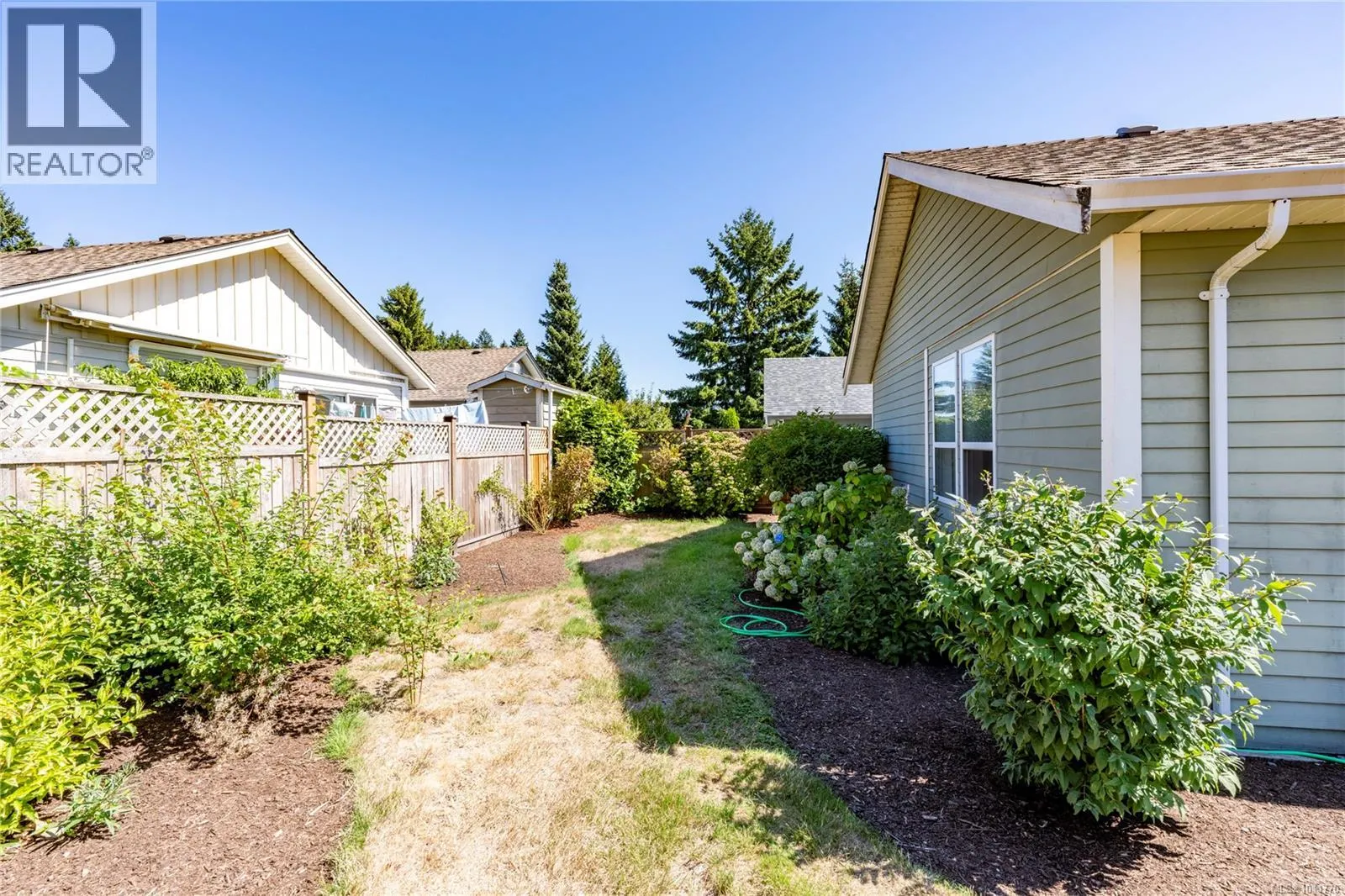 3954 Magnolia Dr