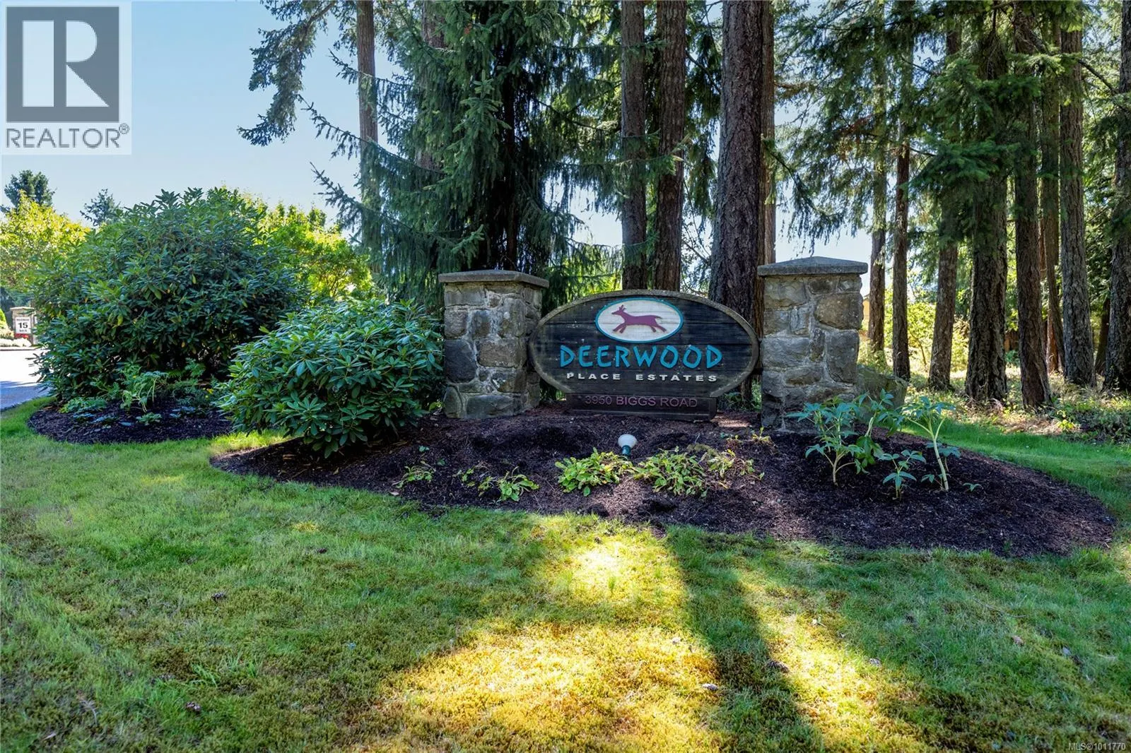 3954 Magnolia Dr