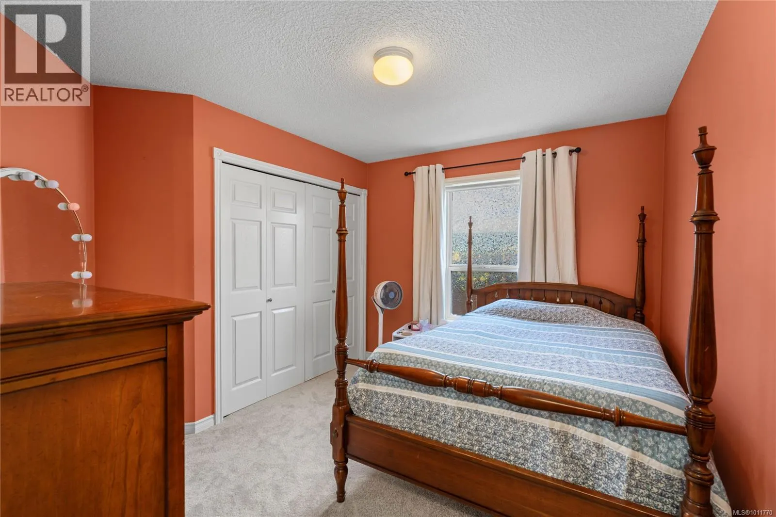 3954 Magnolia Dr