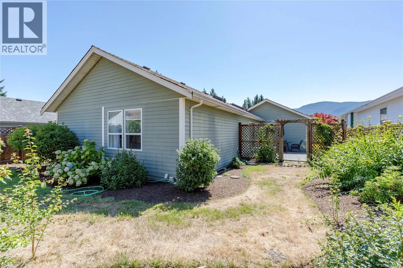 3954 Magnolia Dr