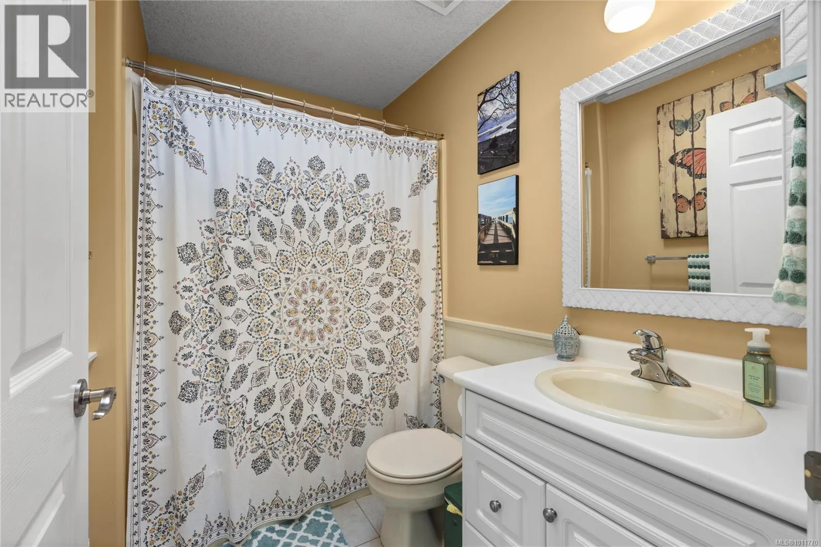 3954 Magnolia Dr