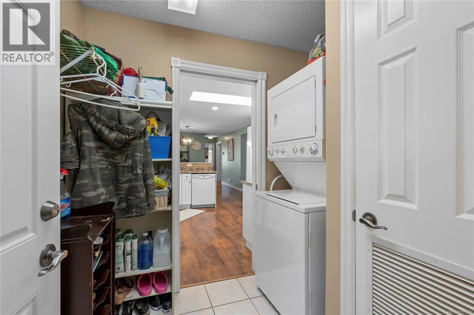 3954 Magnolia Dr
