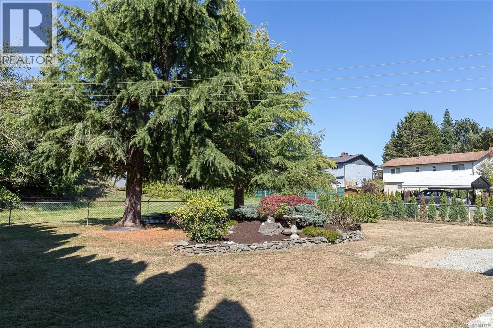 9992 Daniel St