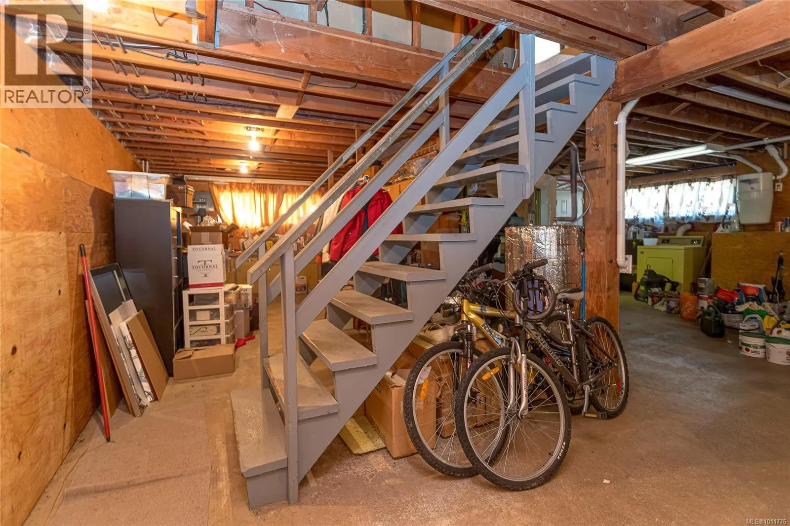 9992 Daniel St