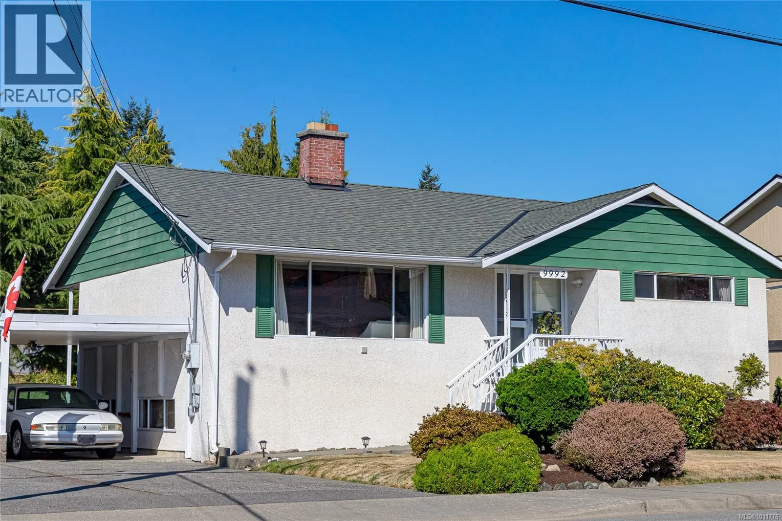 9992 Daniel St