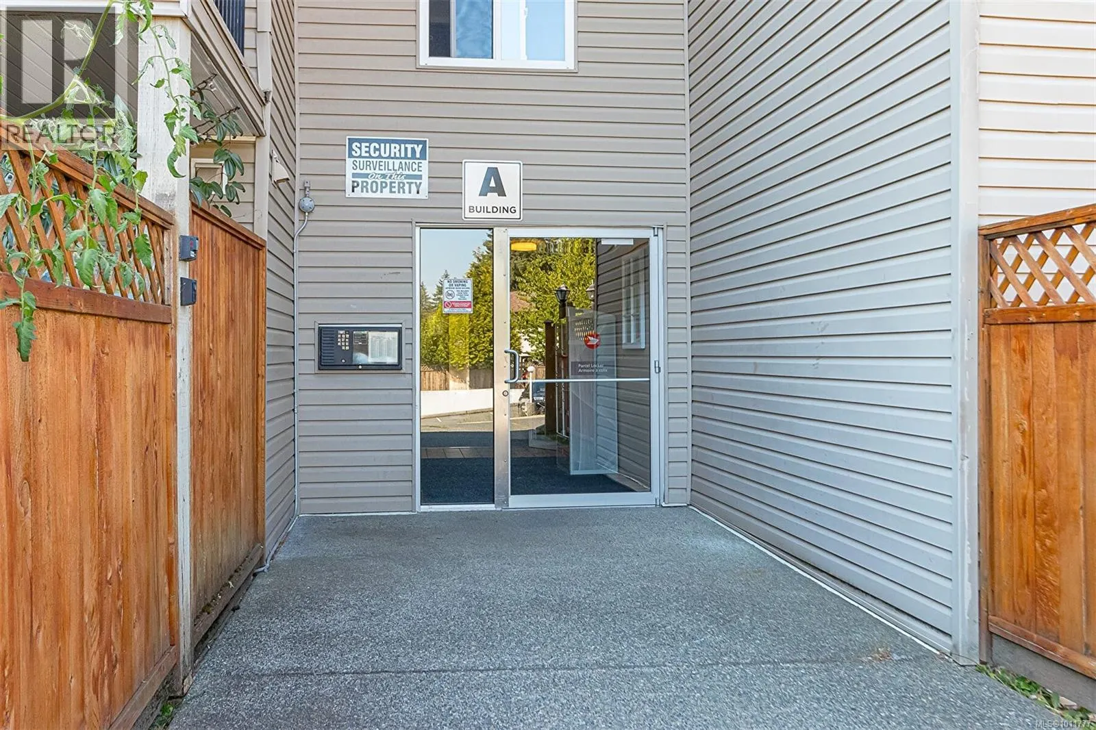 101 3215 Cowichan Lake Rd