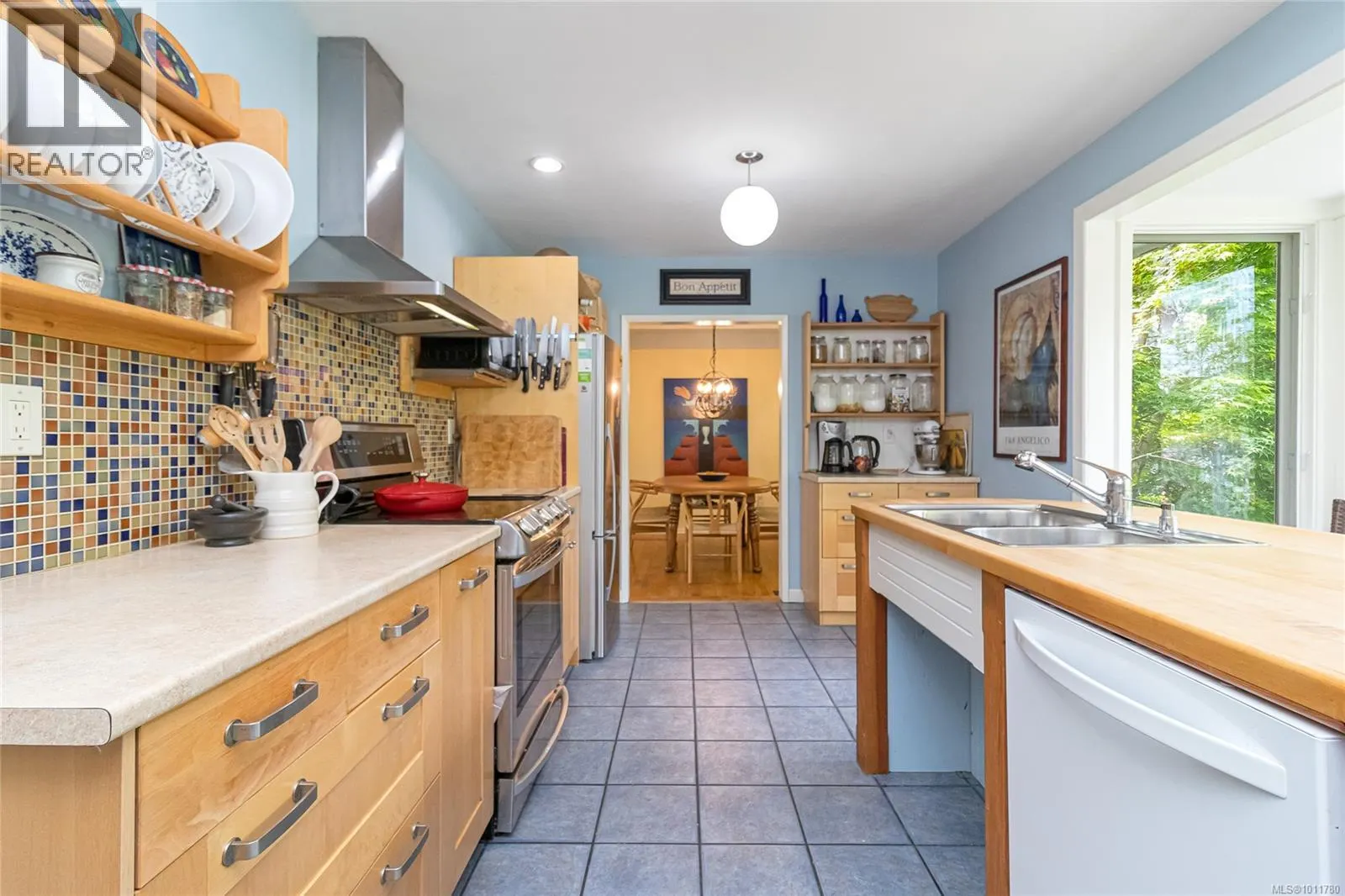 2195 Ferndale Rd