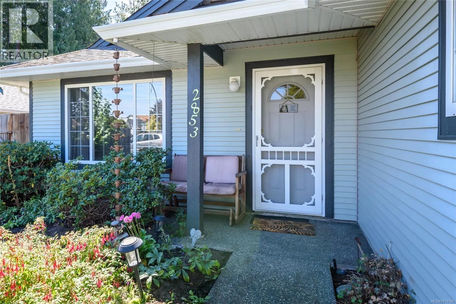 2853 Penrith Ave
