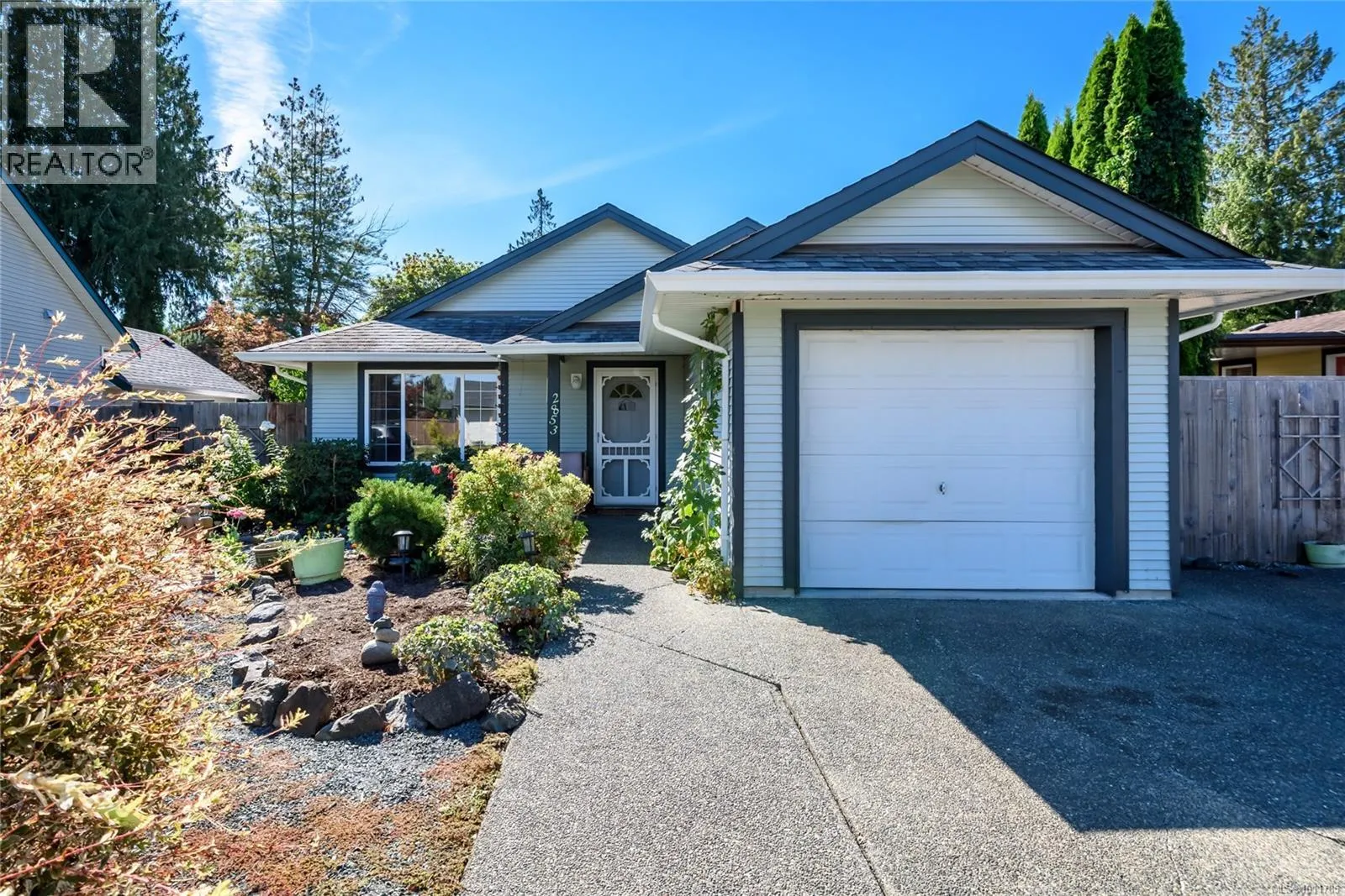 2853 Penrith Ave