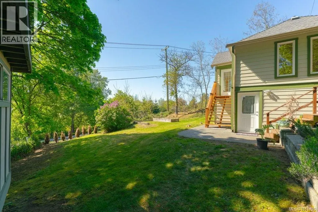 309 Pine St