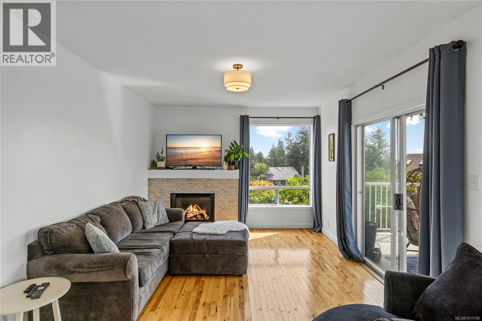 208 SCARBOROUGH Pl