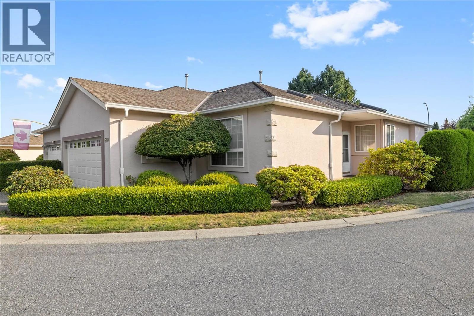 6144 Saturna Ave