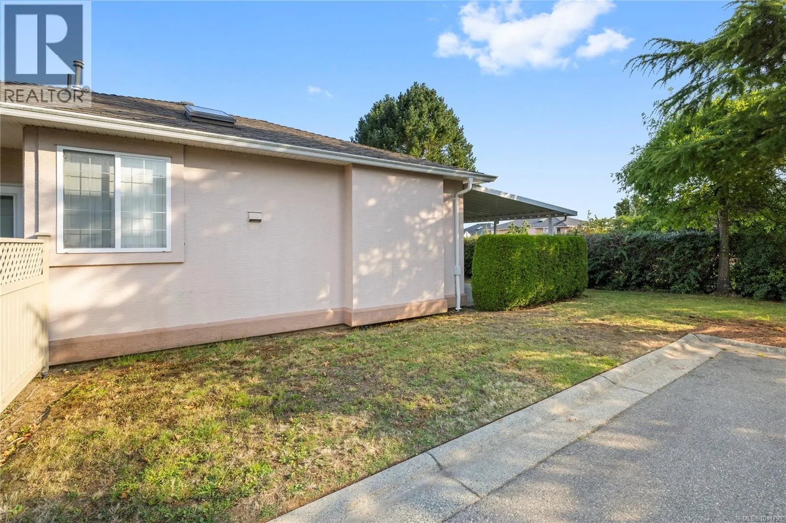 6144 Saturna Ave