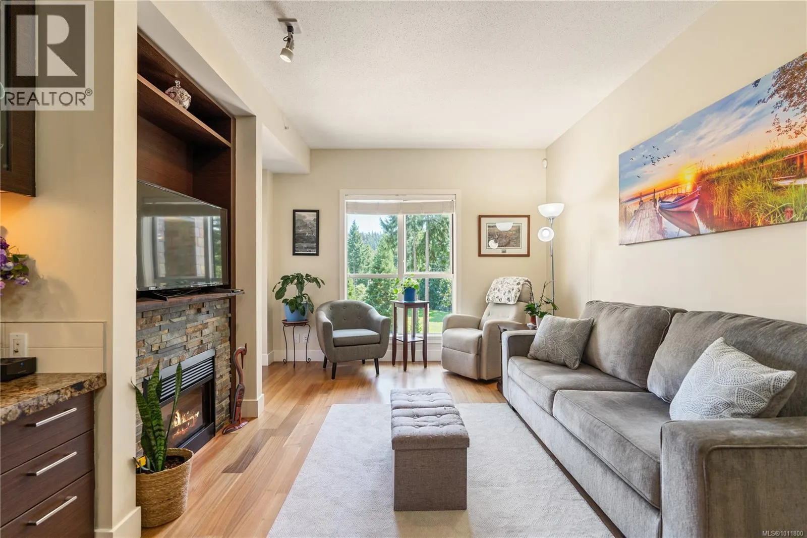 310 1400 Lynburne Pl