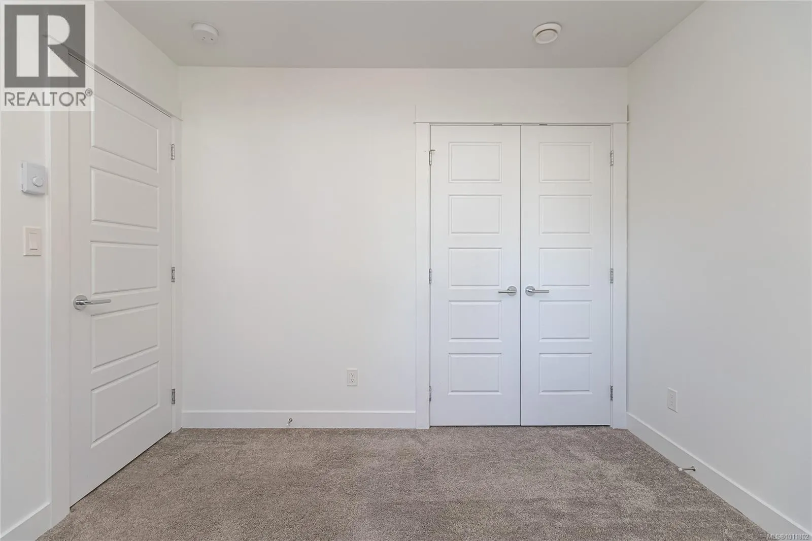 3181 Ayton Pl
