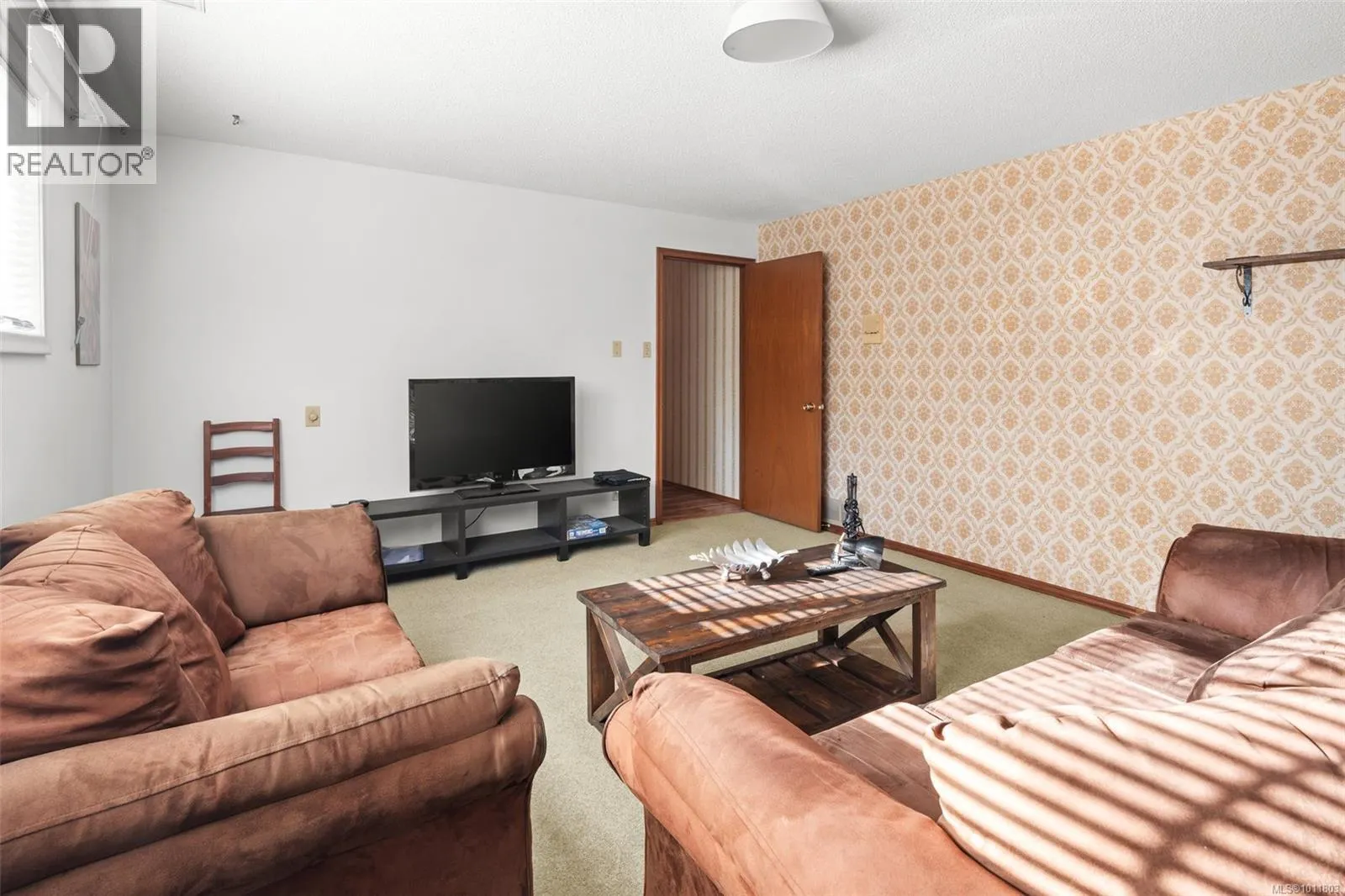 3940 Oakdale Pl