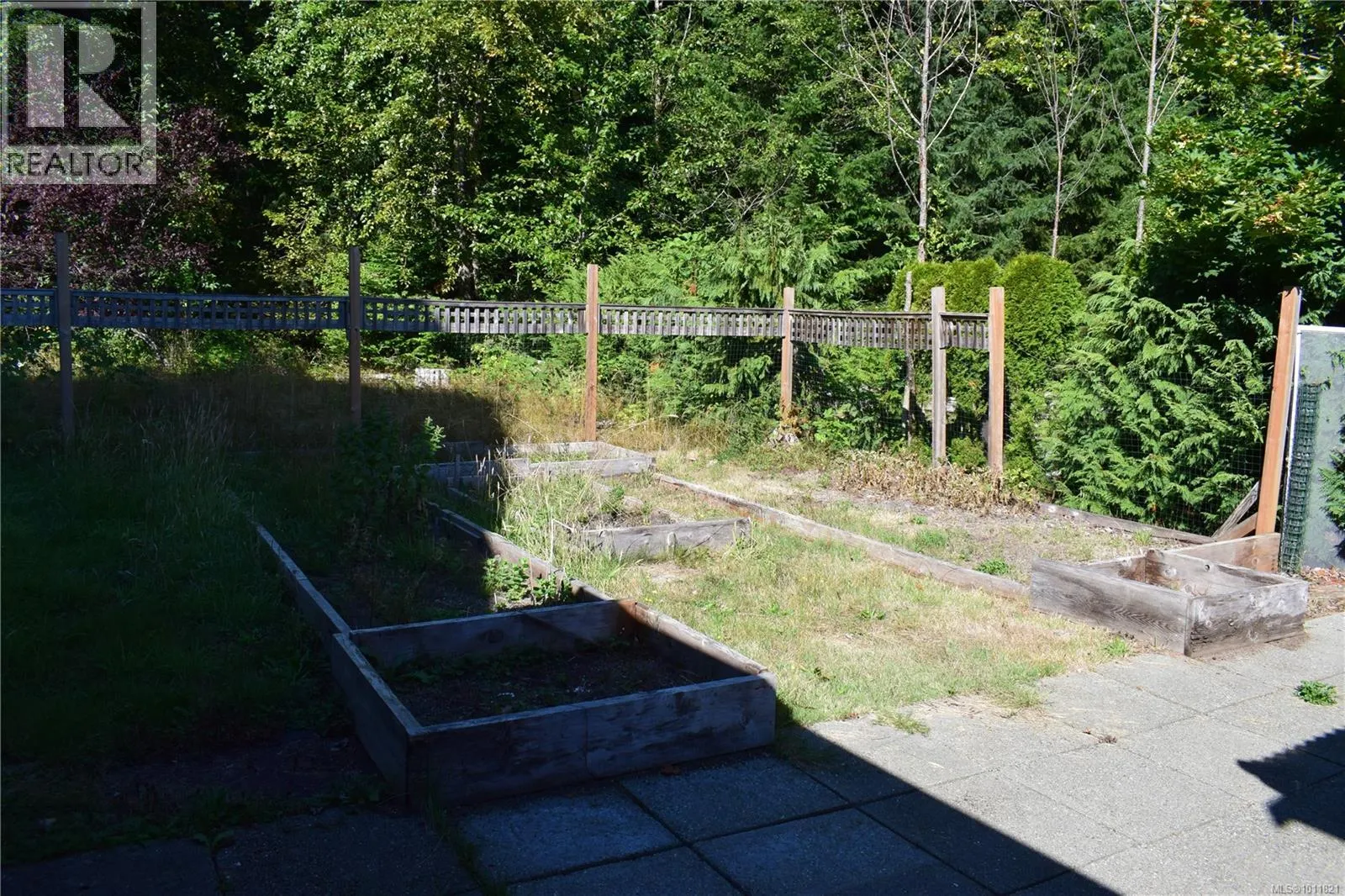 30 8631 South Shore Rd