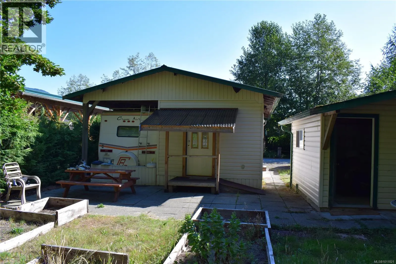 30 8631 South Shore Rd