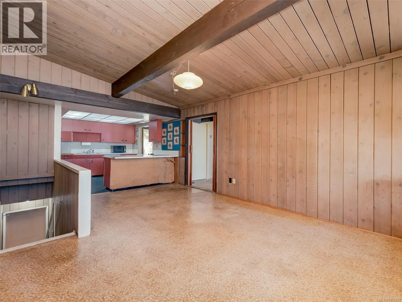 4598 Torquay Dr